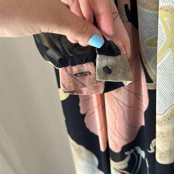 Lulus Wonderous Water Lillies Floral Maxi Dress Black Peach Small - Picture 7 of 7